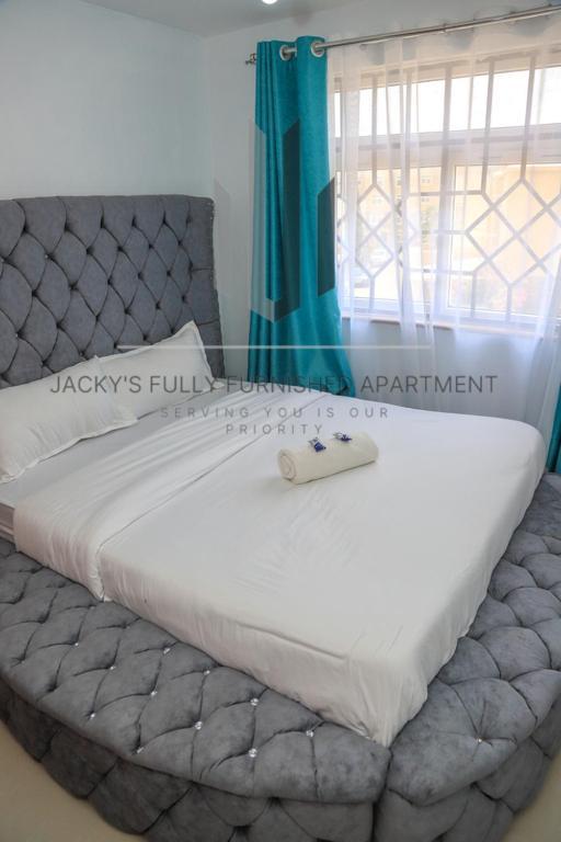 Jacky'S Milimani Suites Накуру Экстерьер фото